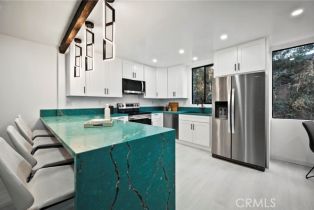 Condominium, 14348 Riverside dr, Sherman Oaks, CA 91423 - 5