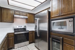 Condominium, 21500 Califa st, Woodland Hills, CA 91367 - 5