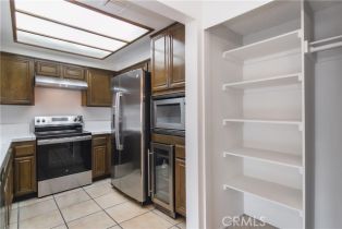 Condominium, 21500 Califa st, Woodland Hills, CA 91367 - 8