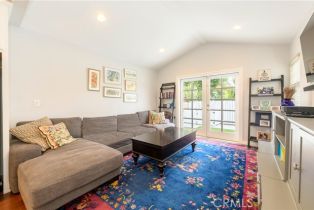 Single Family Residence, 17343 Martha st, Encino, CA 91316 - 10