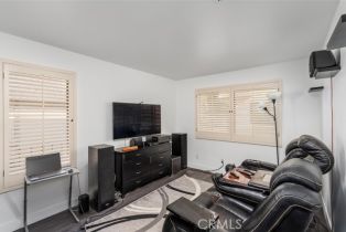 Condominium, 6121 Shoup ave, Woodland Hills, CA 91367 - 14