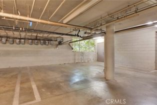 Condominium, 15215 Magnolia blvd, Sherman Oaks, CA 91403 - 11