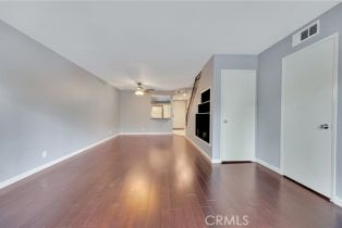 Condominium, 15215 Magnolia blvd, Sherman Oaks, CA 91403 - 5