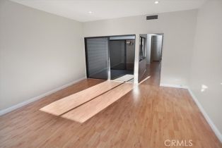 Condominium, 5829 Etiwanda ave, Tarzana, CA 91356 - 3