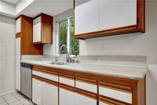 Condominium, 1351 Crescent Heights blvd, West Hollywood , CA 90046 - 7