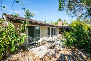 Single Family Residence, 16722 Knollwood dr, Granada Hills, CA 91344 - 41