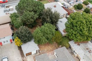 Single Family Residence, 17541 Kingsbury st, Granada Hills, CA 91344 - 35