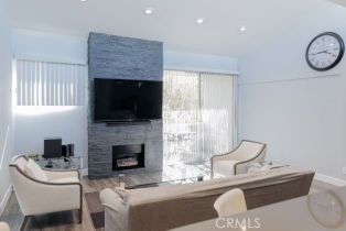 Condominium, 5325 Newcastle ave, Encino, CA 91316 - 2