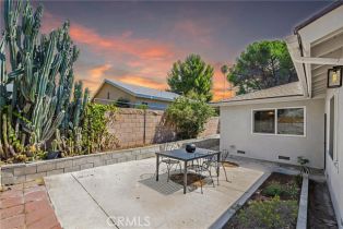 Single Family Residence, 11613 Swinton ave, Granada Hills, CA 91344 - 18