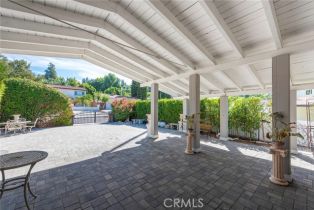 Single Family Residence, 4747 Don Pio dr, Woodland Hills, CA 91364 - 4