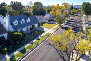 Single Family Residence, 19820 Labrador st, Chatsworth, CA 91311 - 5