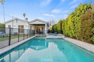 Single Family Residence, 19148 Oxnard st, Tarzana, CA 91356 - 14