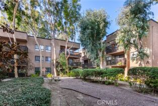 Condominium, 22100 Burbank blvd, Woodland Hills, CA 91367 - 16