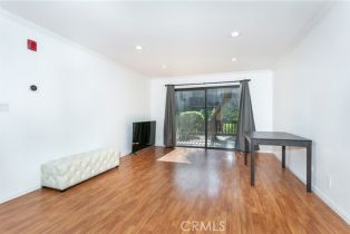 Condominium, 22100 Burbank blvd, Woodland Hills, CA 91367 - 6