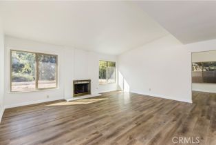 Single Family Residence, 6620 Smoke Tree ave, Oak Park, CA 91377 - 4