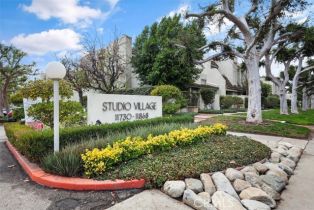 Condominium, 11762 Moorpark ST, CA  , CA 91604