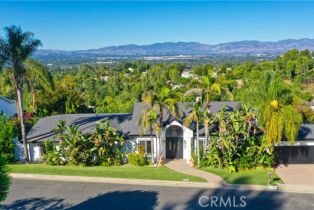 Single Family Residence, 17237 Luverne PL, Encino, CA  Encino, CA 91316