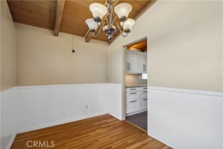 Single Family Residence, 16433 Kingsbury st, Granada Hills, CA 91344 - 15