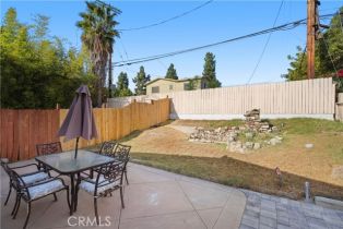 Single Family Residence, 16433 Kingsbury st, Granada Hills, CA 91344 - 39