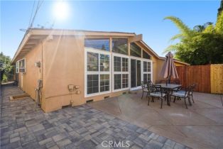 Single Family Residence, 16433 Kingsbury st, Granada Hills, CA 91344 - 43