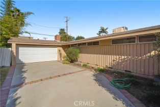 Single Family Residence, 16433 Kingsbury st, Granada Hills, CA 91344 - 45