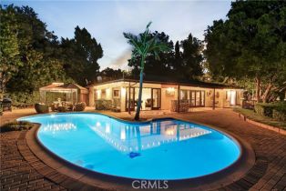 Single Family Residence, 3701 Royal Meadow rd, Sherman Oaks, CA 91403 - 4