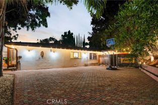 Single Family Residence, 3701 Royal Meadow rd, Sherman Oaks, CA 91403 - 6