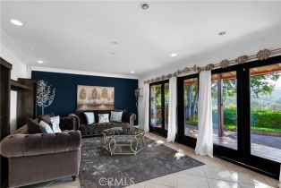 Single Family Residence, 3701 Royal Meadow rd, Sherman Oaks, CA 91403 - 7