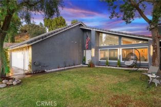 Single Family Residence, 17350 Angelaine way, Granada Hills, CA 91344 - 4