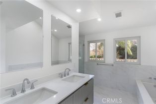 Townhouse, 23040 Park Sorrento, Calabasas, CA 91302 - 35