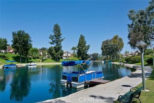 Townhouse, 23040 Park Sorrento, Calabasas, CA 91302 - 4