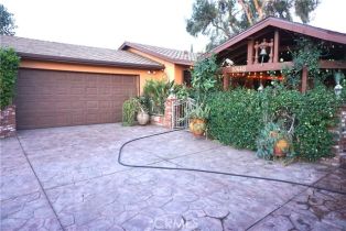 Single Family Residence, 10448 Alabama ave, Chatsworth, CA 91311 - 3