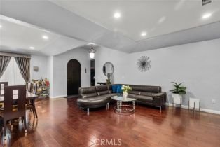 Single Family Residence, 4216 Greenbush ave, Sherman Oaks, CA 91423 - 13