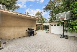 Single Family Residence, 4216 Greenbush ave, Sherman Oaks, CA 91423 - 24