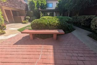 Condominium, 5403 Newcastle ave, Encino, CA 91316 - 12