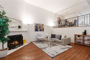 Condominium, 11622 Moorpark st, Studio City, CA 91602 - 3