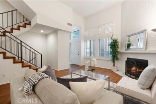 Condominium, 11622 Moorpark st, Studio City, CA 91602 - 4