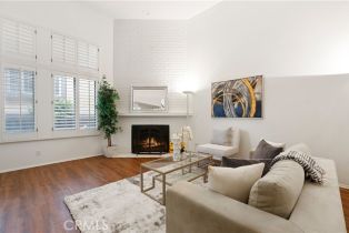 Condominium, 11622 Moorpark st, Studio City, CA 91602 - 5