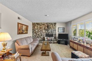 Single Family Residence, 1496 Glacier st, Simi Valley, CA 93063 - 4