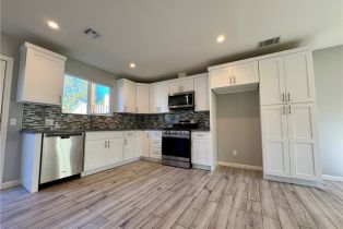 Residential Lease, 10947 Hayvenhurst AVE, Granada Hills, CA  Granada Hills, CA 91344