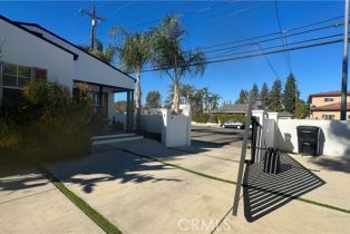 Single Family Residence, 22858 Burbank blvd, Woodland Hills, CA 91367 - 45