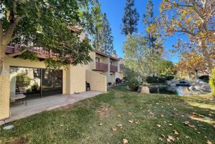 Condominium, 21551 Burbank blvd, Woodland Hills, CA 91367 - 2