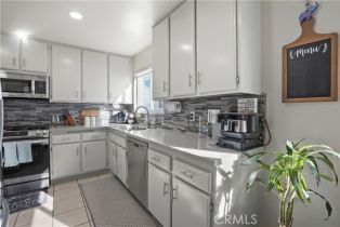 Condominium, 10030 Owensmouth ave, Chatsworth, CA 91311 - 4