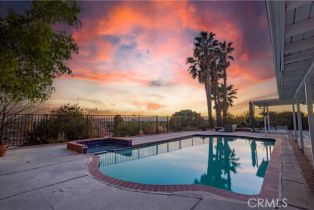 Single Family Residence, 17168 Barneston st, Granada Hills, CA 91344 - 4