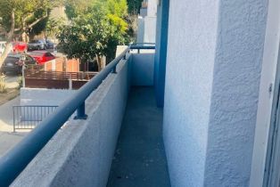 Apartment, 6040 Barton ave, Hollywood , CA 90038 - 19