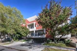 Condominium, 4350 Stern AVE, Sherman Oaks, CA  Sherman Oaks, CA 91423