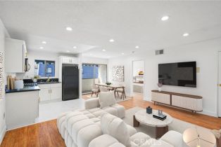 Condominium, 18530 Hatteras, Tarzana, CA 91356 - 4