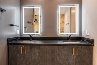 Single Family Residence, 4904 Van Noord ave, Sherman Oaks, CA 91423 - 39