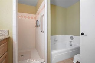 Single Family Residence, 12446 Kenny dr, Granada Hills, CA 91344 - 34