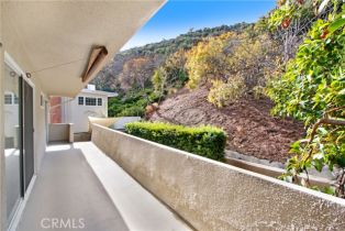 Single Family Residence, 3637 Dixie Canyon pl, Sherman Oaks, CA 91423 - 21
